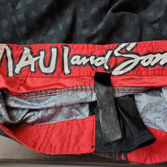Maui and Sons Board Shorts - Picture 4 of 4
